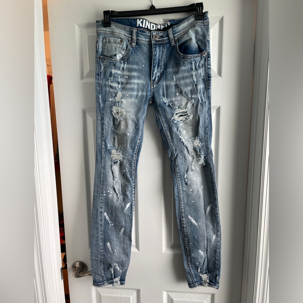 Kindred Skinny Jean Destroyed Paint Splatter